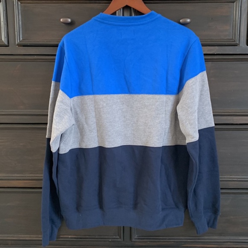 L.L. Bean Men’s M Colorblock Crewneck Sweatshirt Striped Blue & Gray - Picture 8 of 9